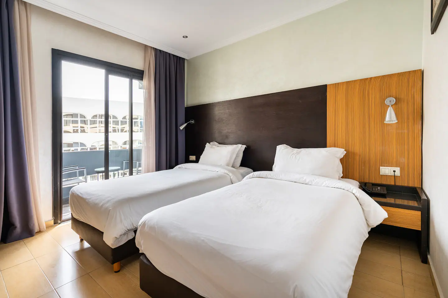 122cb402-362c-41d7-837b-3107d7ec9c48